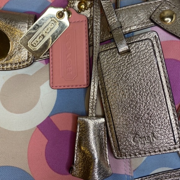 Coach Penelope Op Art Travel Luggage Bag - RARE 🦄 - Picture 9 of 10